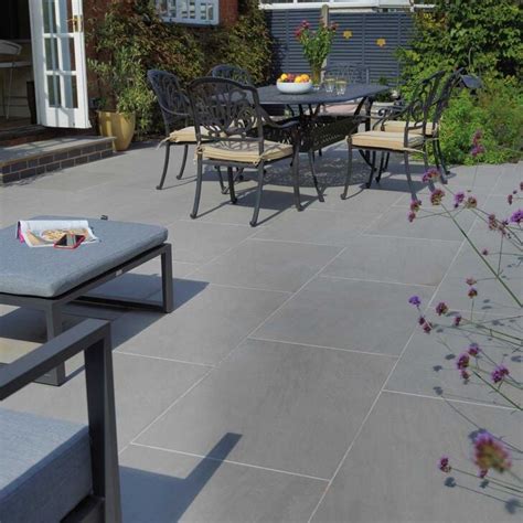 Kandla Grey Light Riven Stone Effect Porcelain Paving Slabs X