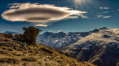 Qu Son Las Nubes Lenticulares C Mo Se Forman Barranquismo Y V As