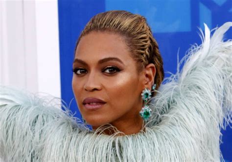 Beyoncé Breaks Record For Most Grammy Wins Mytalk 107 1