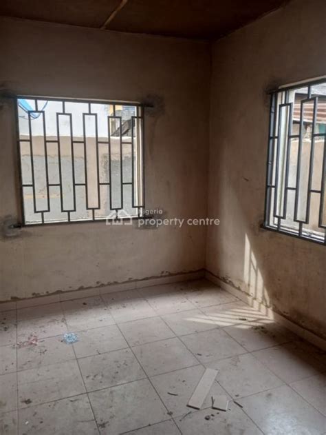 For Rent Newly Built Mini Flat Off Onitire Road Itire Surulere