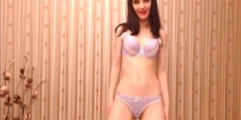 Perfect Ass Babe Strips And Shakes Video 1 Tnaflix