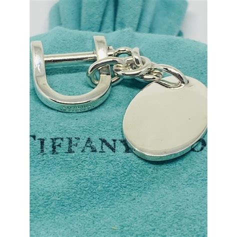 Tiffany & Co. | Jewelry | Tiffany Co Silver Shackle Oval Key Ring ...