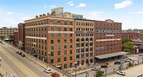 Old Market Loft Apartments 63 Reviews Omaha NE Apartments For Rent