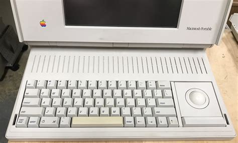 Apple Macintosh Portable (M5120) | Applefritter