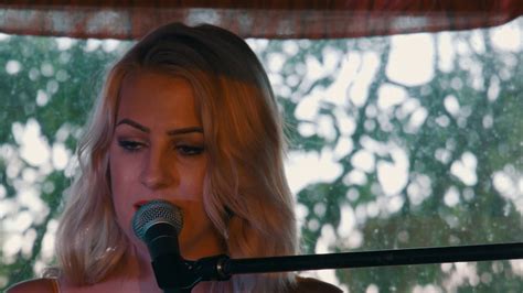 Megan Reece Full Set Treehouse Sessions Live Stream Treetv Youtube