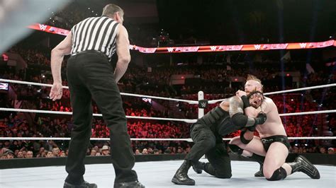 Raw Roman Reigns Vs Sheamus Wwe World Heavyweight