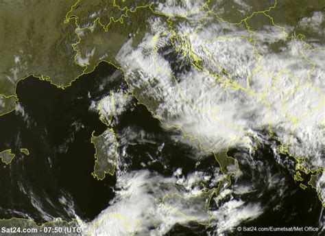 Allerta Meteo Fresco Autunnale In Tutt Italia Forte Maltempo Al