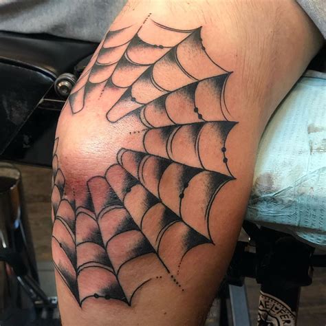 Details Spider Knee Tattoo In Cdgdbentre