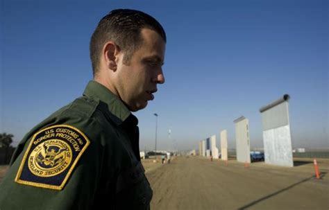 EE UU termina prototipos para el muro que Trump prometió en frontera