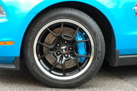 Brakes In Bluegrabber Blue Brembo Calipers The Mustang Source Ford Mustang Forums