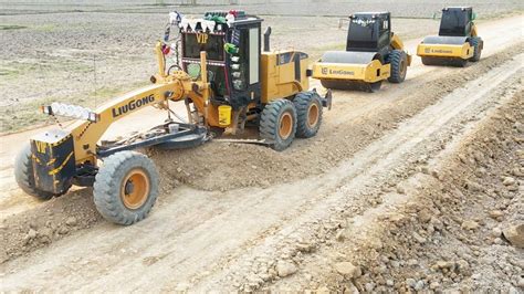 How To Run A Road Grader