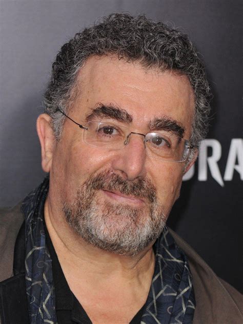 saul rubinek   role   born  play