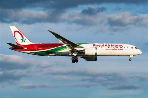 Royal Air Maroc Boeing 787 Dreamliner Makes Africa S First Carbon