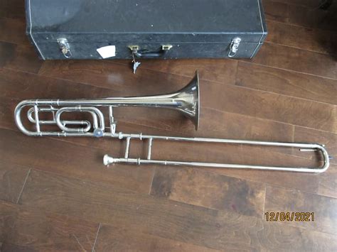 Trigger Trombone With Case And Mouthpiece Silver Reverb