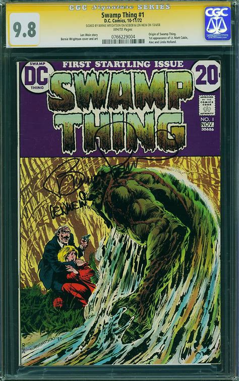 SWAMP THING 1 COMIC BOOK SALE CGC 9 8 NM MT CGC SIGNATURE SERIES