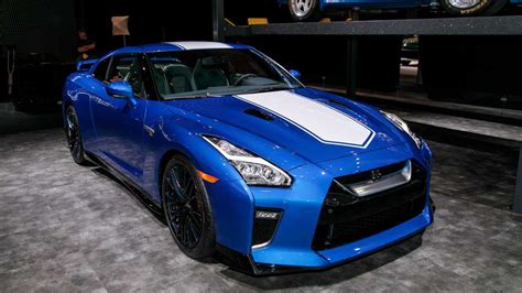 Nissan Gt R Th Anniversary Edition Brings Back Bayside Blue Update