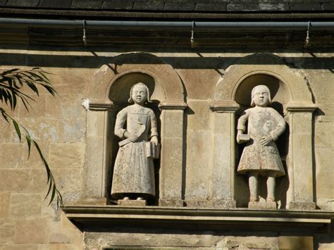 Statues On Burrough Green Old School © Keith Edkins Cc By Sa20