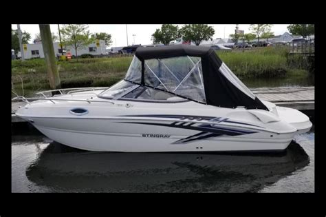 Stingray 215 Cr Intermarine Boats