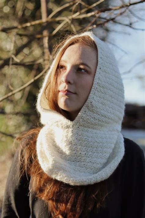 Crochet Hooded Cowl Crochet With Carrie Crochet Hooded Cowl Crochet Hood Crochet Cowl