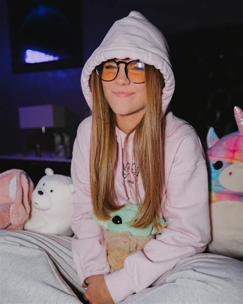 Anna Shumate Tiktok Star Biography Profile Facts And Career