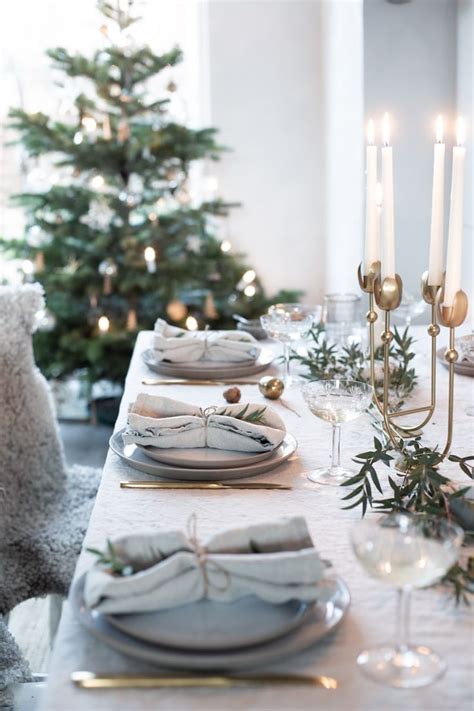 Beautiful Christmas Table Settings For Your Festive Season Simple