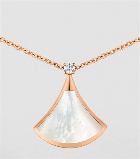 Bvlgari Rose Gold Diamond And Mother Of Pearl Divas Dream Necklace