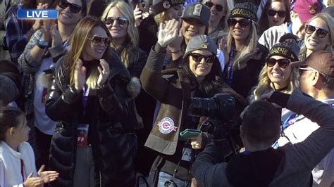 PHOTOS: Chicago Cubs World Series victory parade - ABC7 Chicago