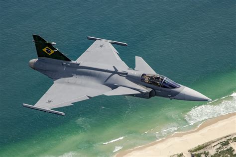 A preparação da FAB para receber os primeiros caças F 39 Gripen no