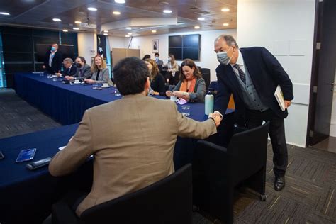 Esta tarde el ministro de Economía nico grau se reunió en la primera