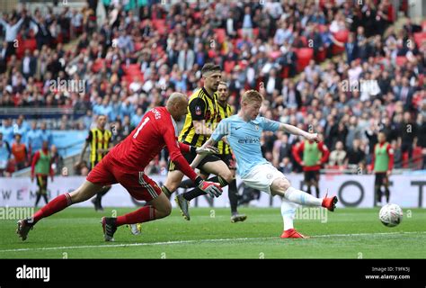 Manchester Citys Kevin De Bruyne Scores His Sides Third Goal Of The