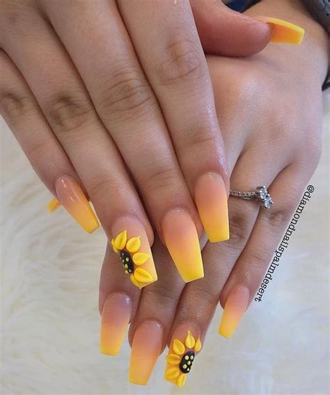 40+ Fabulous Gradient Nail Art Designs | Art and Design