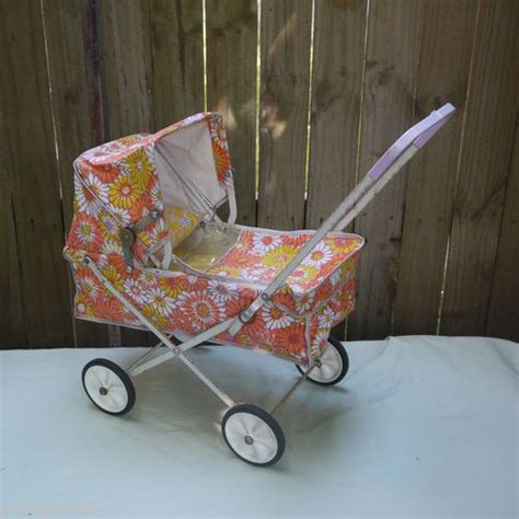 Vintage Retro Dolls Pram Cyclopes Or Hi Speed Australia 70s Flower