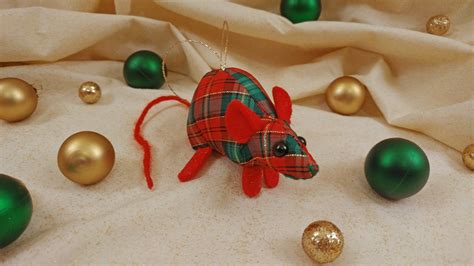 Red Plaid Mouserat Ornament Citrine Mouse