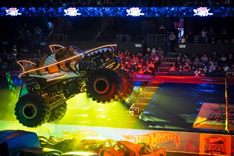 Hot Wheels Monster Trucks Live Returns To Ontario With SKELESAURUS Toyota Arena