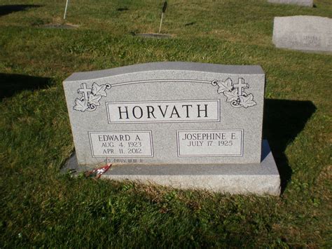 Memorial and Burial Services at Wonderly Horvath Hanes 27