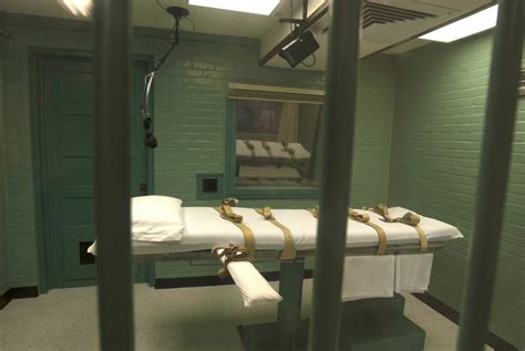 Arkansas Plans 8 Death Row Executions After Securing New Supply Of