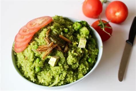 Spinach Or Palak Khichdi Recipe Radio Sargam