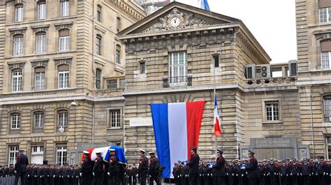 Xavier Jugel Le Policier Tu Dans L Attentat Des Champs Lys Es