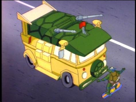 Turtle Van and Blimp - TMNT Images - The Technodrome