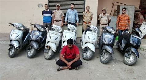 19 Year Old Youth Caught With Seven Stolen Scooters शौक पूरा करने के