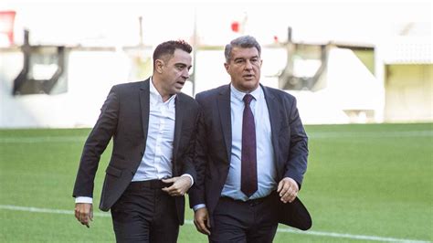 Laporta Se Entromete En El Trabajo De Xavi Le Pidi Cambiar La