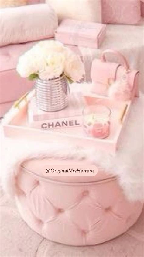 Pastel Paradise Flamingo Pink Velvet Dressing Table With Led Touch