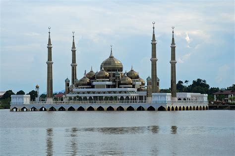 Crystal Mosque Masjid Kristal Is At The Taman Tamadun Isla Flickr