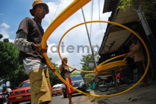 Pemasangan Kabel Serat Optik Pt Indosat Datatempo