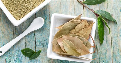 How To Cook With Bay Leaves