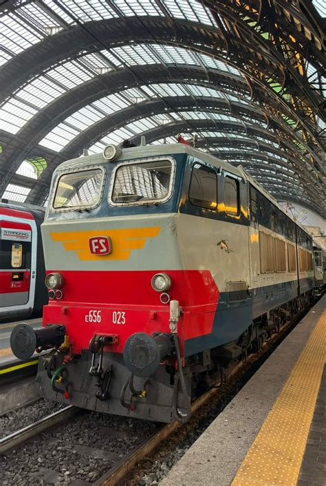 Pin Di Bruno Ferraretto Su Trains Italiens Nel Treno Caimano