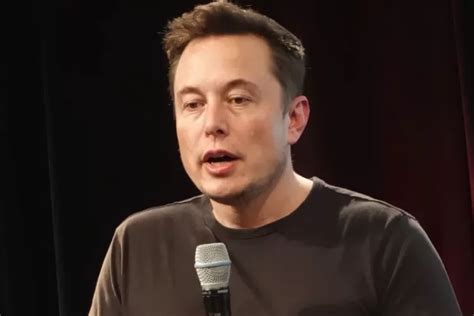 Siri Bakal Gandeng ChatGPT Elon Musk Ancam Larang Penggunaan Produk