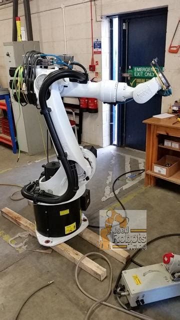 Robot De Soldadura Al Arco KUKA KUKA KR16 Con Soldadura Fronius TPS4000