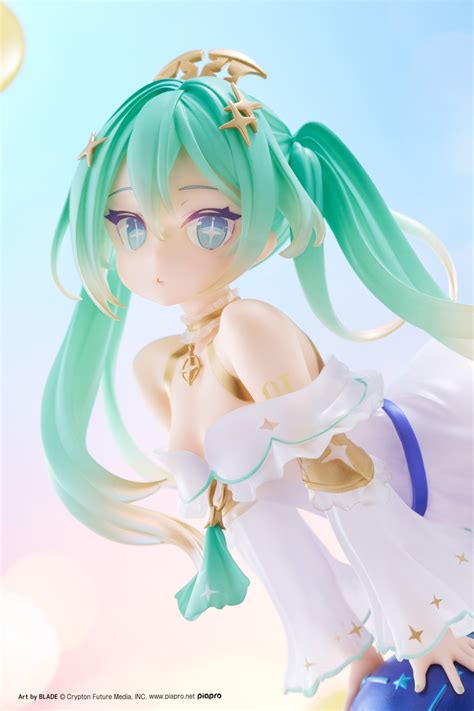 Mô Hình Hatsune Miku 39 Day Anniversary 2nd Season Glittering Star Ver Figure Chính Hãng Taito