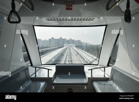 Automated People Mover Train Hi Res Stock Photography And Images Alamy